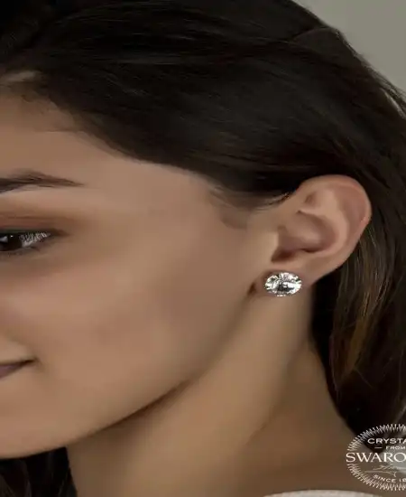 Swarovski Crystal Taşlı Gümüş  Çivili Kadın Küpe