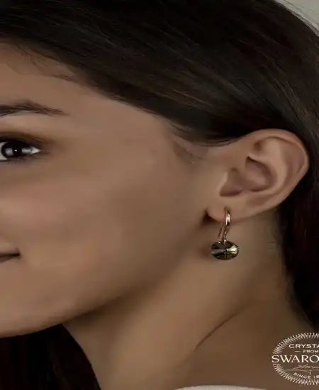 Swarovski Crystal Taşlı Gümüş Yeşil Taşlı Yuvarlak Sallantılı Kadın Küpe