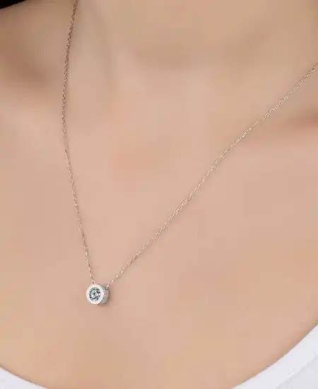 Swarovski Taşlı Gümüş Çember Tektaş Bayan Kolye