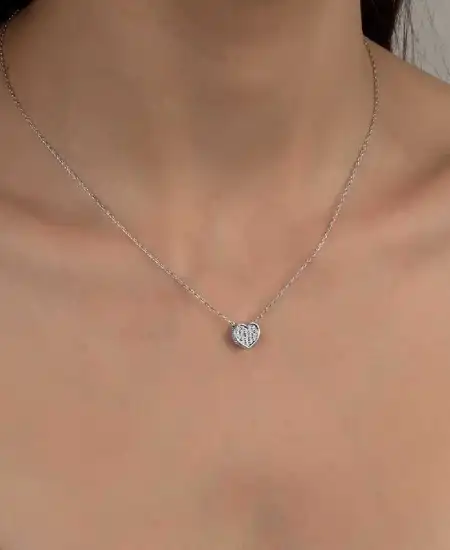 Swarovski Taşlı Gümüş Kalp Bayan Kolye
