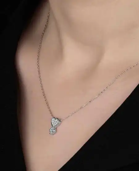 Swarovski Taşlı Gümüş Kalp Tektaş Bayan Kolye