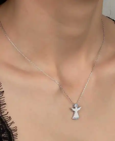 Swarovski Taşlı Gümüş Melek Bayan Kolye
