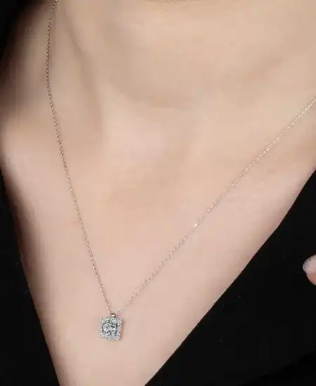 Swarovski Taşlı Gümüş Tektaş Bayan Kolye