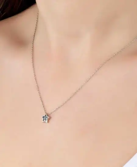 Swarovski Taşlı Gümüş Yıldız Bayan Kolye