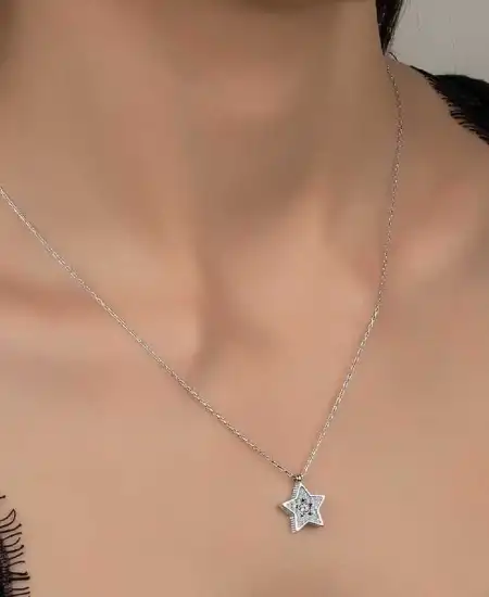 Swarovski Taşlı Gümüş Yıldız Bayan Kolye