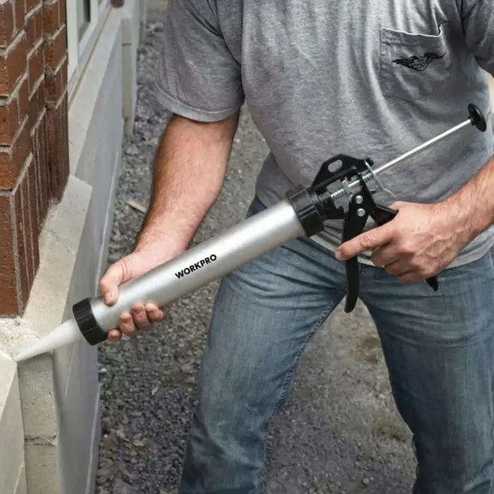 WORKPRO WP224006 590ml 6 Parça Alüminyum Profesyonel Sosis Tipi Silikon Tabancası