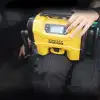 STANLEY SXVI02001A 12V/18V 2Ah Li-ion Şarjlı 160 PSI Dijital Göstergeli Lastik&Yatak Şişirme Pompası+Araç Süpürgesi