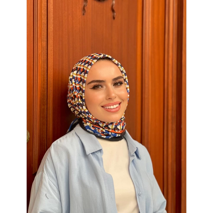 İpek Butik Geometrik Desenli Eşarp