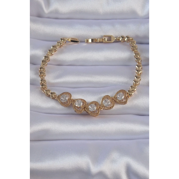 Pirinç Gold Renk İçi Zirkon Taşlı Kalp Figürlü Bileklik - TJ-BB6140