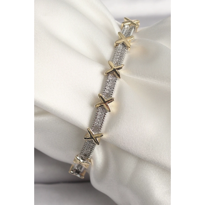 Pirinç Gümüş Renk Zirkon Taşlı Gold Xoxo Model VIP Seri Kadın Bileklik - TJ-BB6717