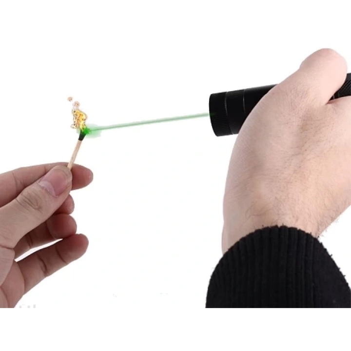 Yeşil Şarjlı Lazer Pointer 2000mw (yakıcı)