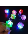 Kristal Tasarımlı Led Glow Işıklı 3 Modlu Pembe Yüzük 3.5 X 5 Cm