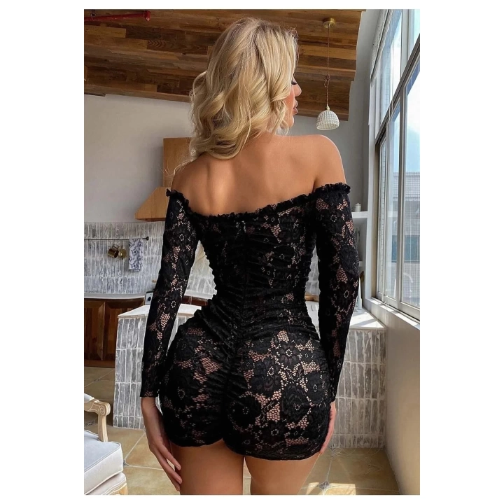 Büzgülü Bağlama Detaylı Vücuda Oturan Seksi Gösteren Dantel Mini Elbise