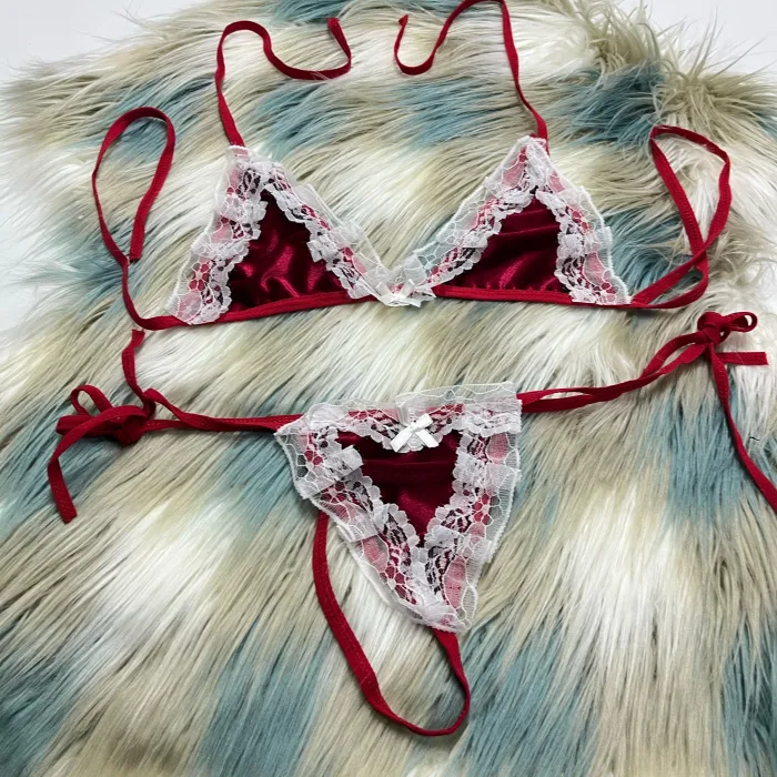 Fantezi Kırmızı Dantelli Seksi Kadife Sütyen String Takımı