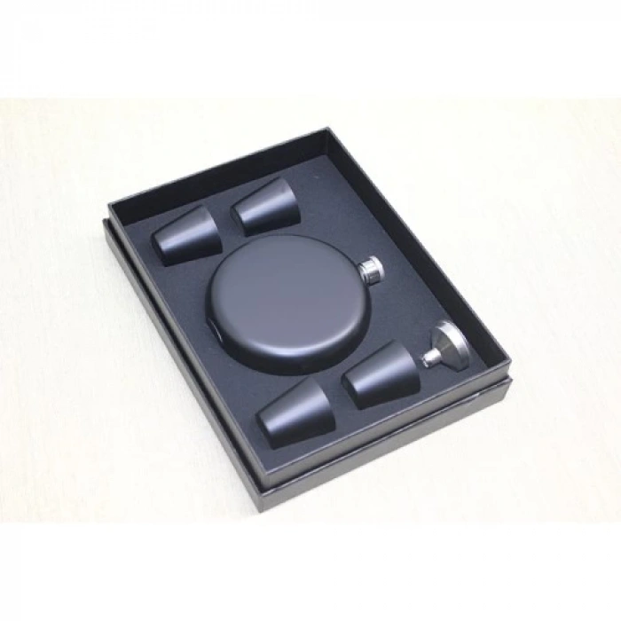 4 Shot Bardaklı Matara Seti Yuvarlak Siyah