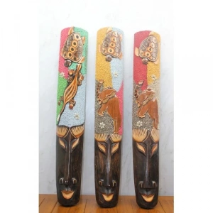 Ahşap Duvara Asmalı 1 Metre Maske