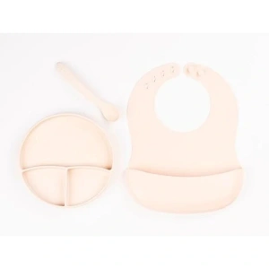 Krem Rengi 3’lü Silikon Yemek Seti – Önlük + Diş Kaşıyıcılı Kaşık + Vakumlu Tabak