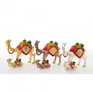 Swarovski Yavrulu Deve Model 3