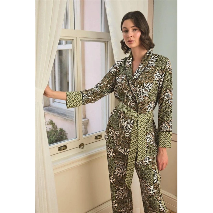 Will Like Çiçek Yaprak ve Etnik Desenli Pijama Takımı