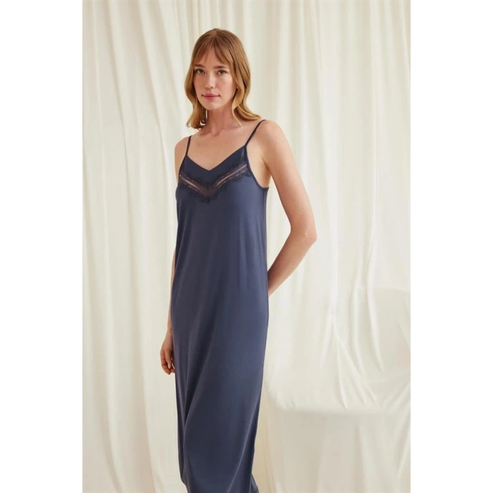 Will Like Dekolteli Yakası ve Kolu Dantelli Sabahlık Takımı