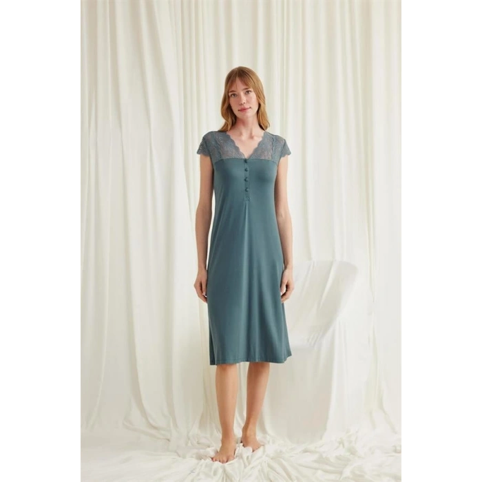 Will Like Kolu Omzu ve Yakası Dantelli Önü Düğmeli Gecelik