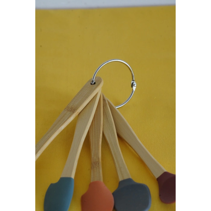 Bambu Saplı Silikon Mutfak Seti