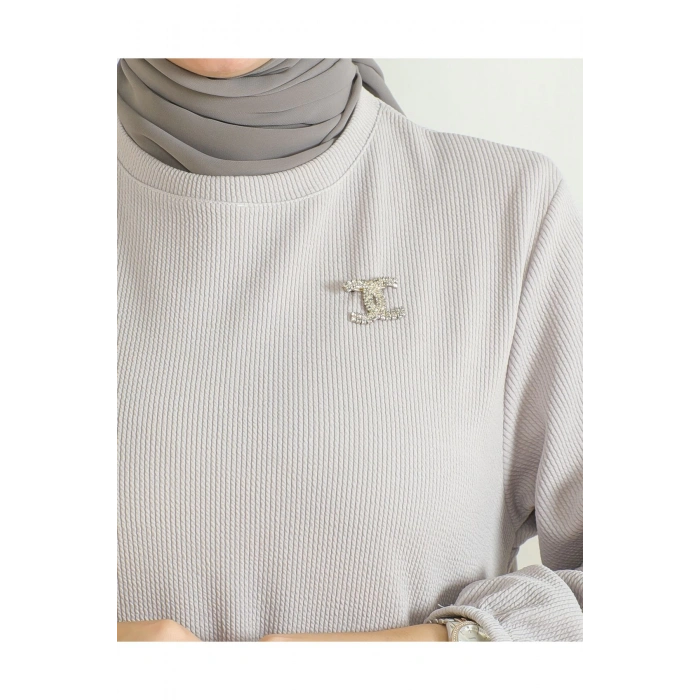 Broş detaylı burgu elbise indigo