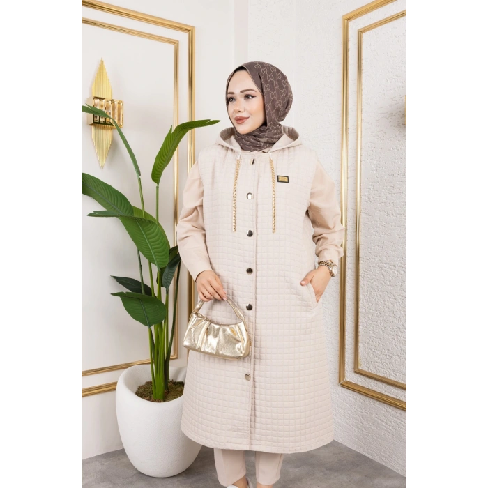 Arma Detaylı Kapüşonlu Kapitone Bej Yelek