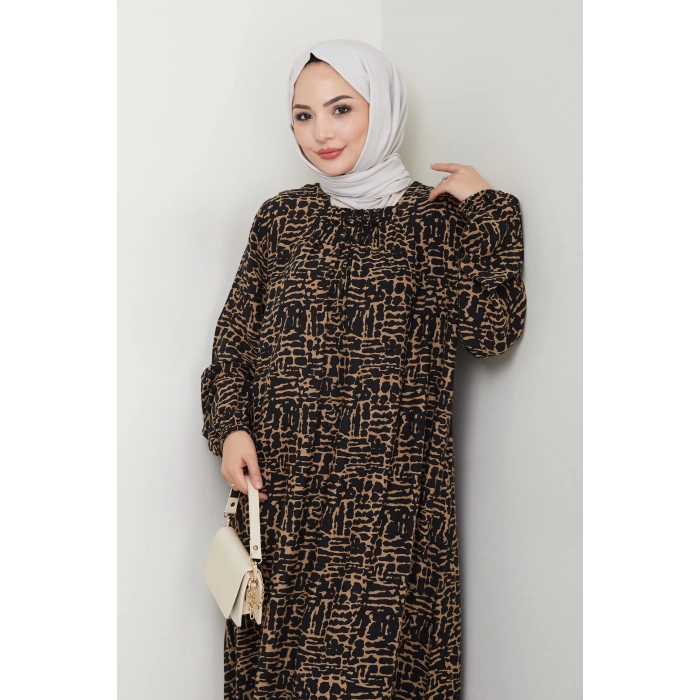 Kare Yaka Büyük Beden Viskon Anne Elbisesi Kahve