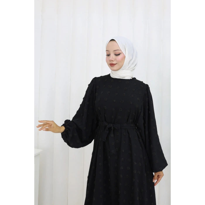 Ponpon Detaylı Kuşaklı Elbise Siyah