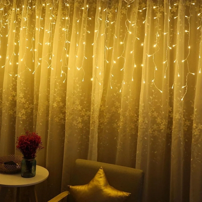 BiiShe® 8 Fonksiyonlu 16 Saçaklı Perde Led 3 x 1 (Günışığı)