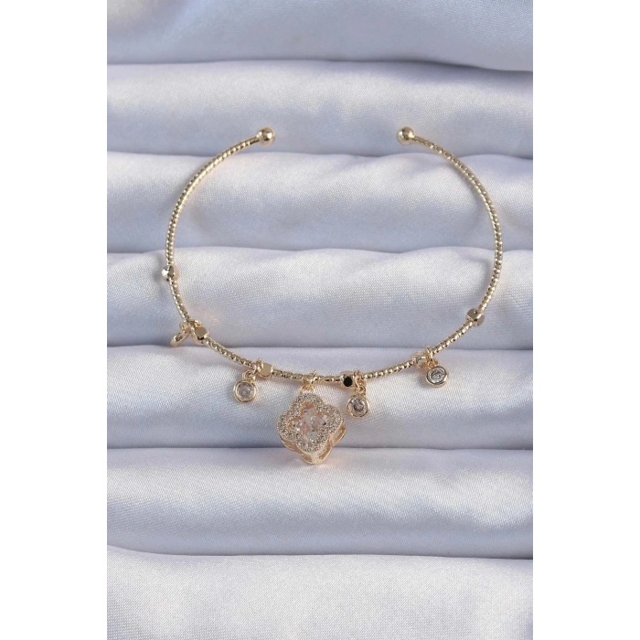 Mey İthalat® Pirinç Altın Renk Zirkon Taşlı Yonca Model Charm Bileklik