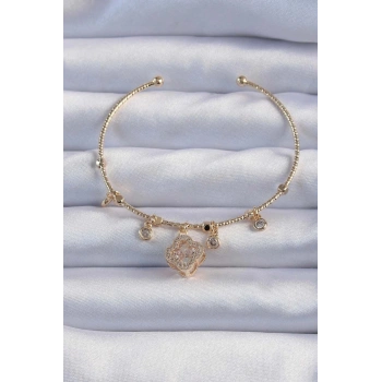 Mey İthalat® Pirinç Altın Renk Zirkon Taşlı Yonca Model Charm Bileklik