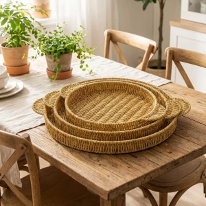 BiiShe® İç İçe Geçebilen 3’lü Yuvarlak Plastik Rattan Tepsi Seti–Hasır Görünümlü Çok Amaçlı Servis ve Sunum Tepsileri