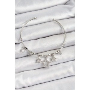 Mey İthalat® Pirinç Zirkon Taşlı Yıldız Model Gümüş Renk Charm Bileklik