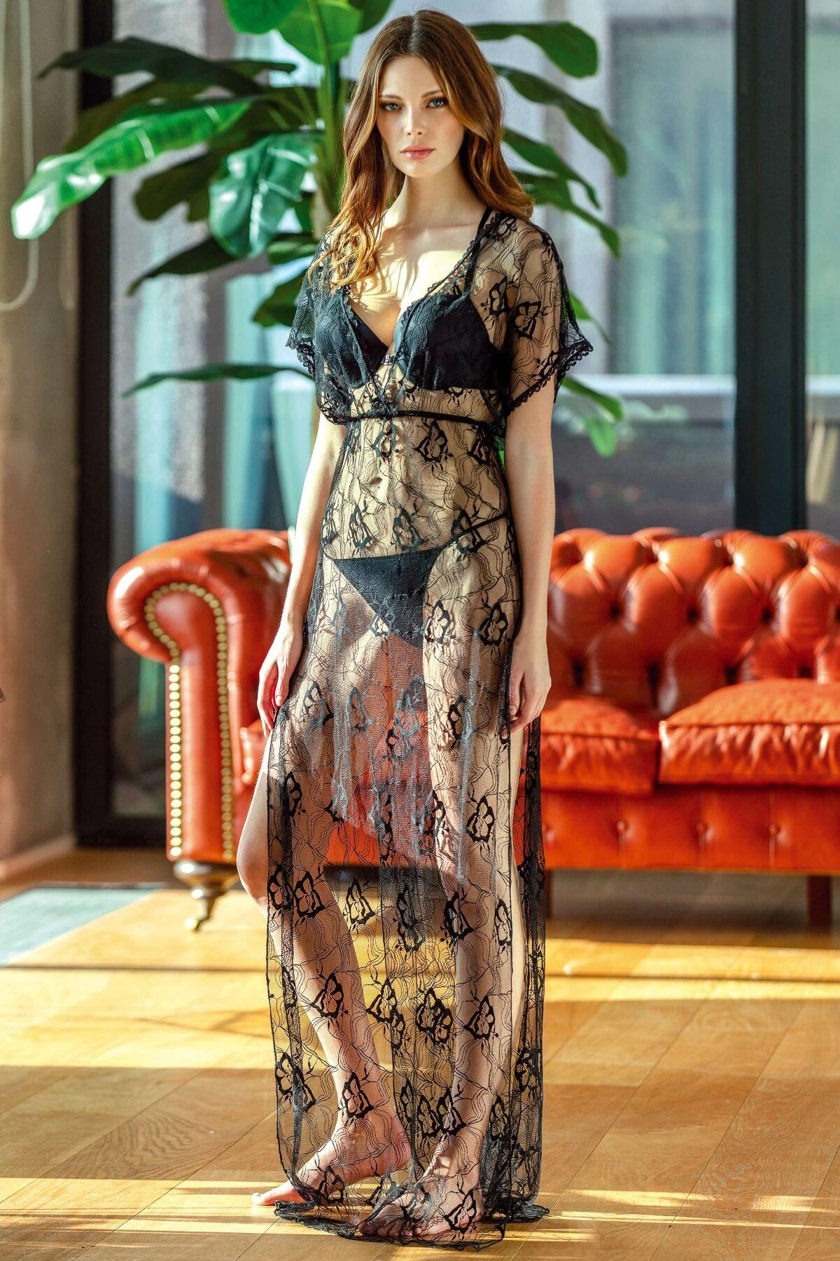 Dantelli Gecelik Balenli Destekli Dolgulu Önden Açılan Sütyen Ve String 3lü Takım