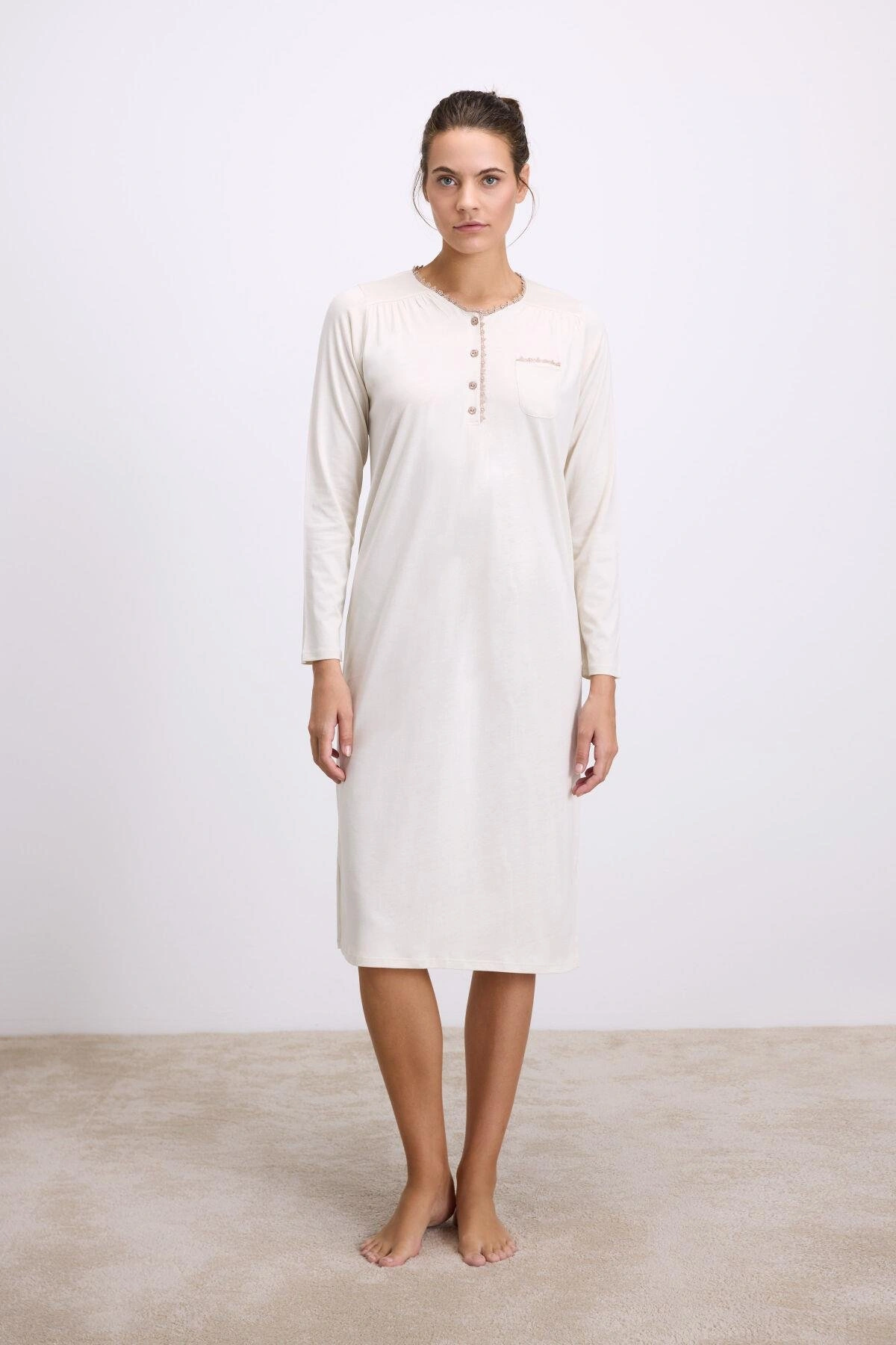 Fil Dişi Modal Uzun Kollu Düğmeli Gecelik