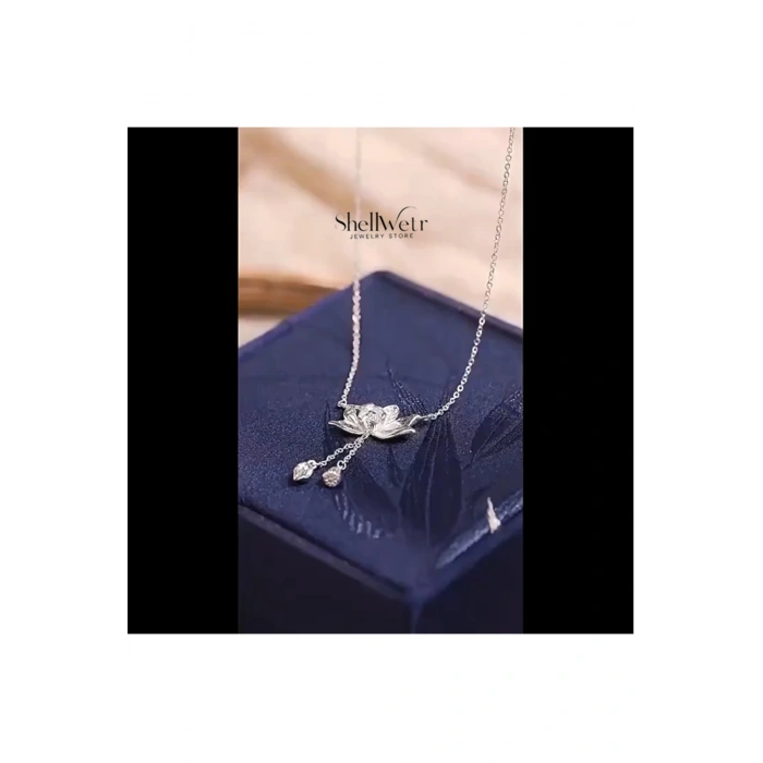 Nilu Lotuslu 925 Ayar Gümüş Kolye Sevgililer günü , annenize verilecek en güzel gümüş hediyesi