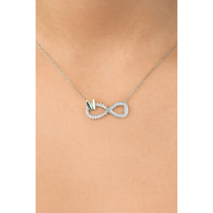 Kadın Kolye True Kadın Kolye 925 Ayar Gümüş Sonsuzluk Simgesi Parlak Taşlı