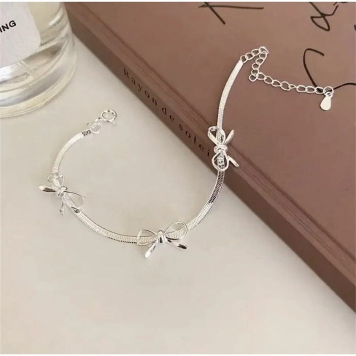 Kadın Bileklik Princess Kadın Bileklik 925 Ayar Gümüş Kaplama Fiyonklu Şık