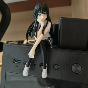 Anime Figür PVC Oyuncak Bebek Siyah Saçlı Beyaz Kıyafetli Kız Hediyelik Koleksiyon