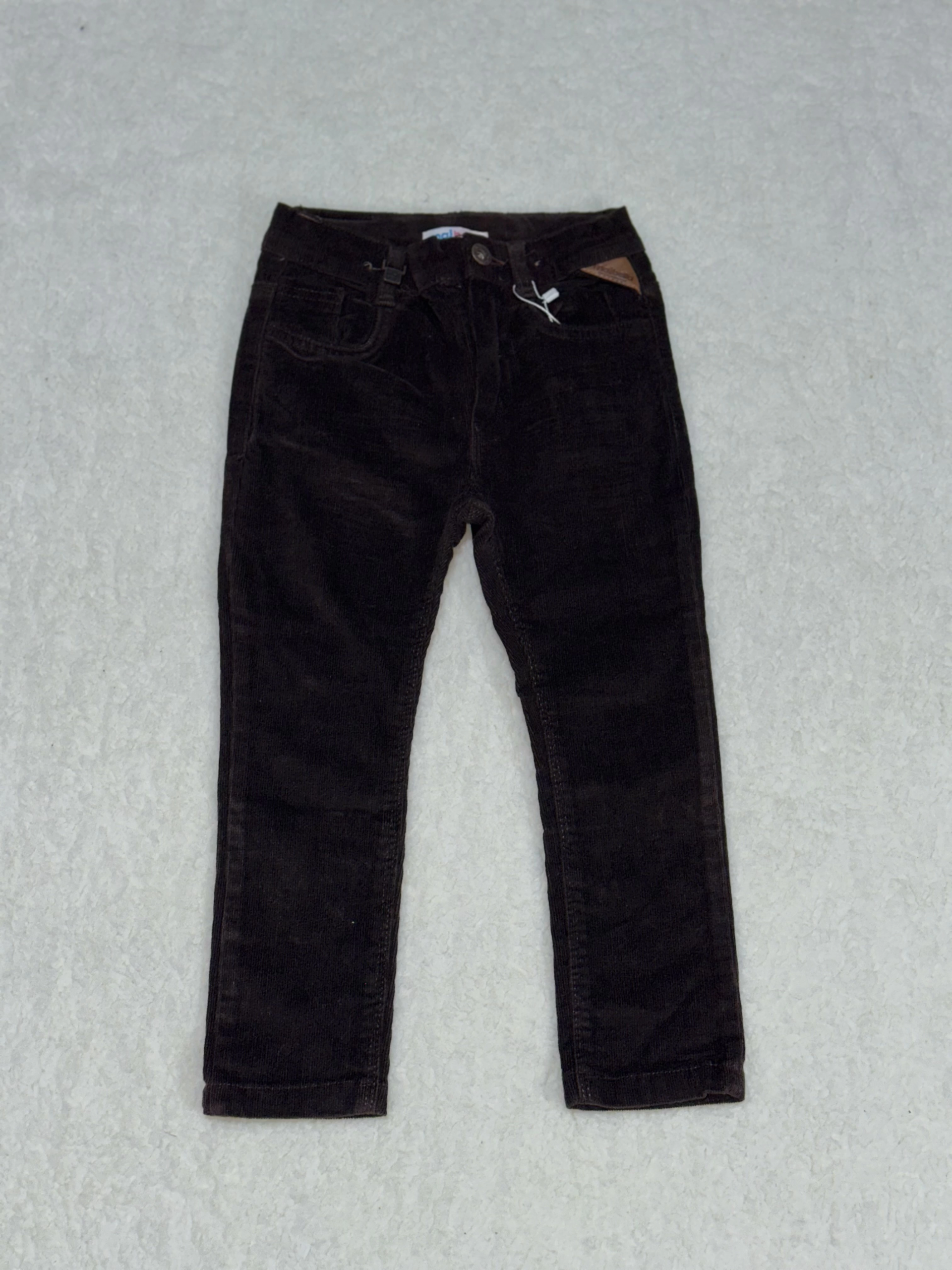 4-5 yaş erkek çocuk A kalite kadife dar paça pantolon kahve