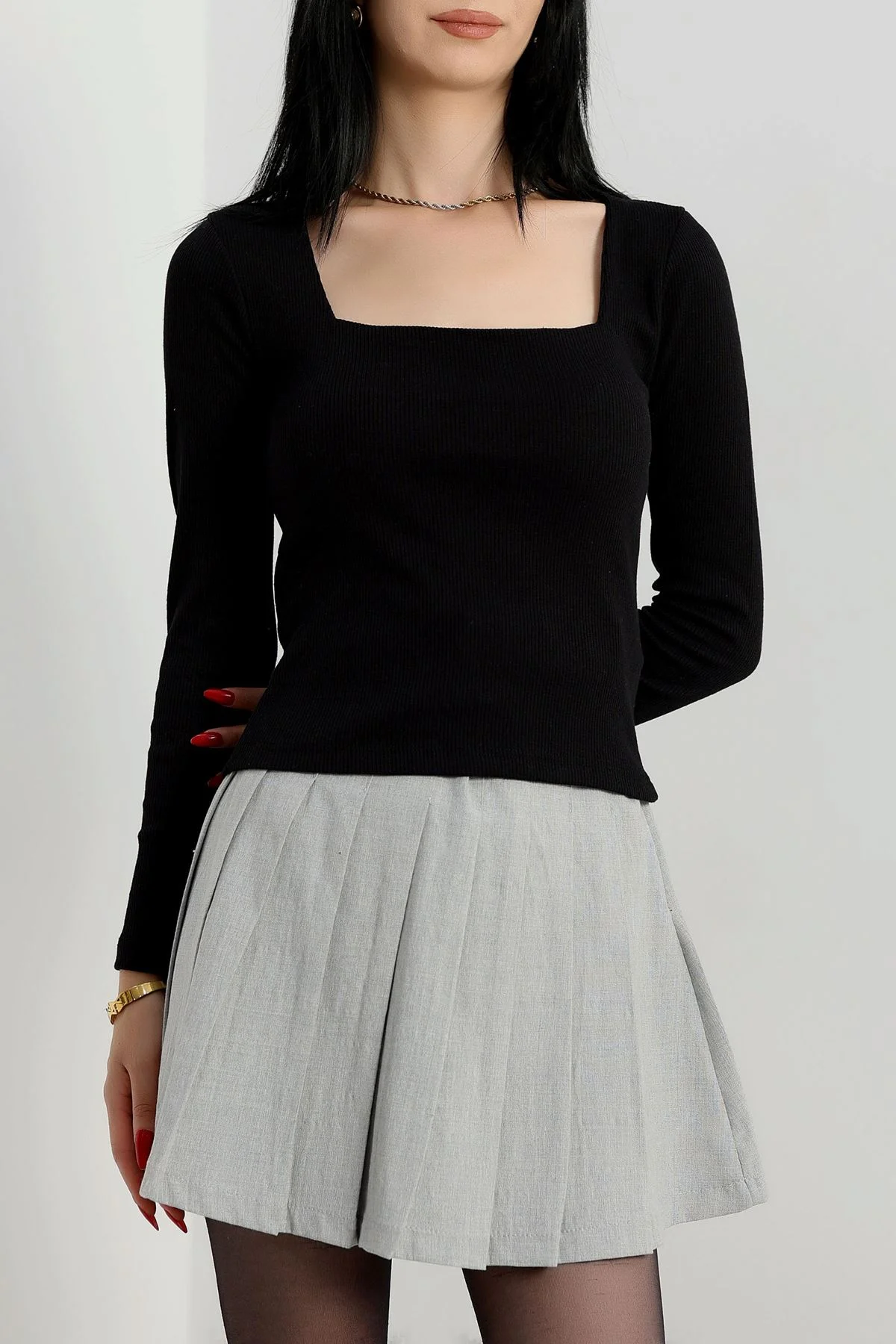 Çerçeve yaka kaşkorse bluz siyah