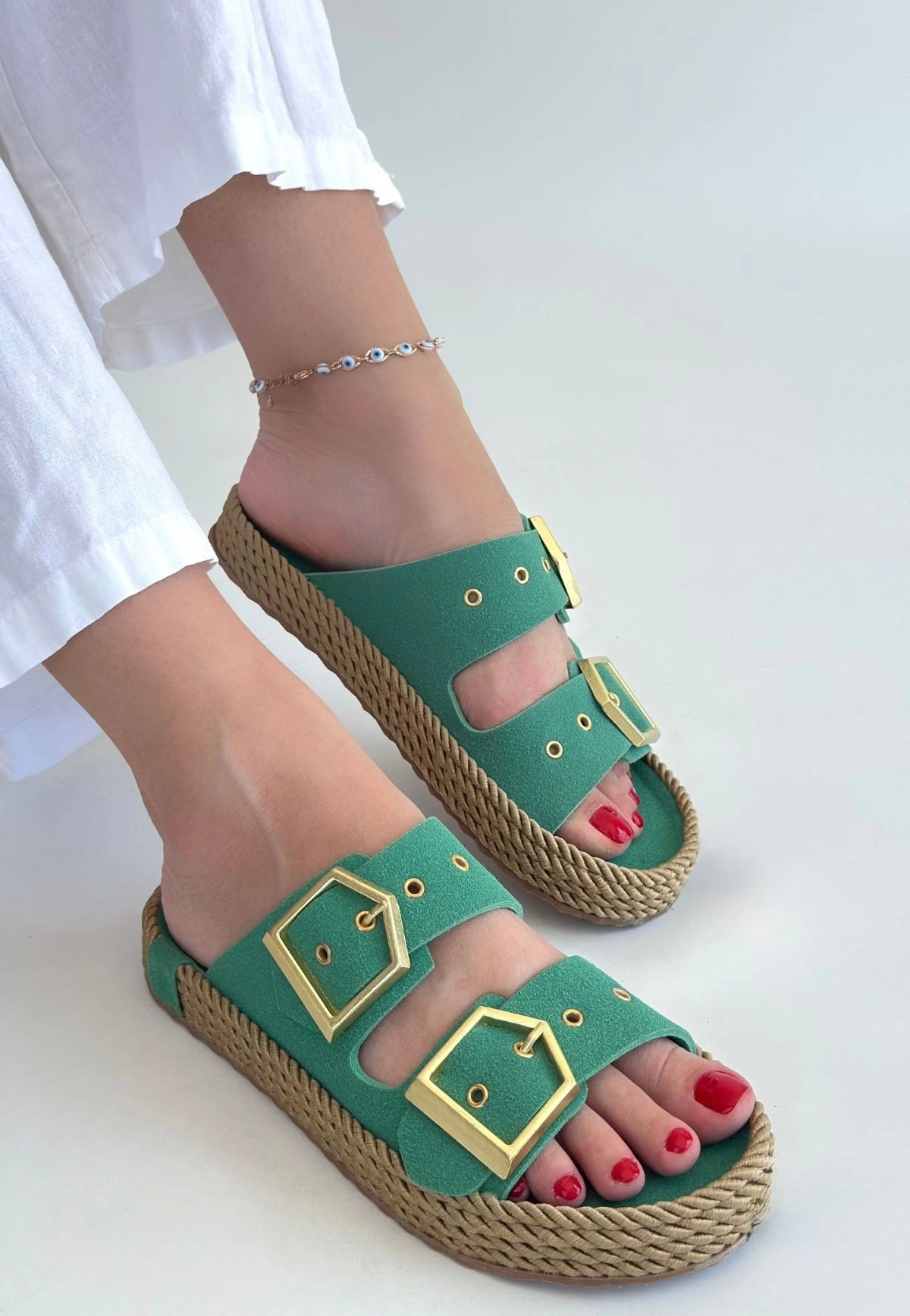 İces Yeşil Nubuk Terlik