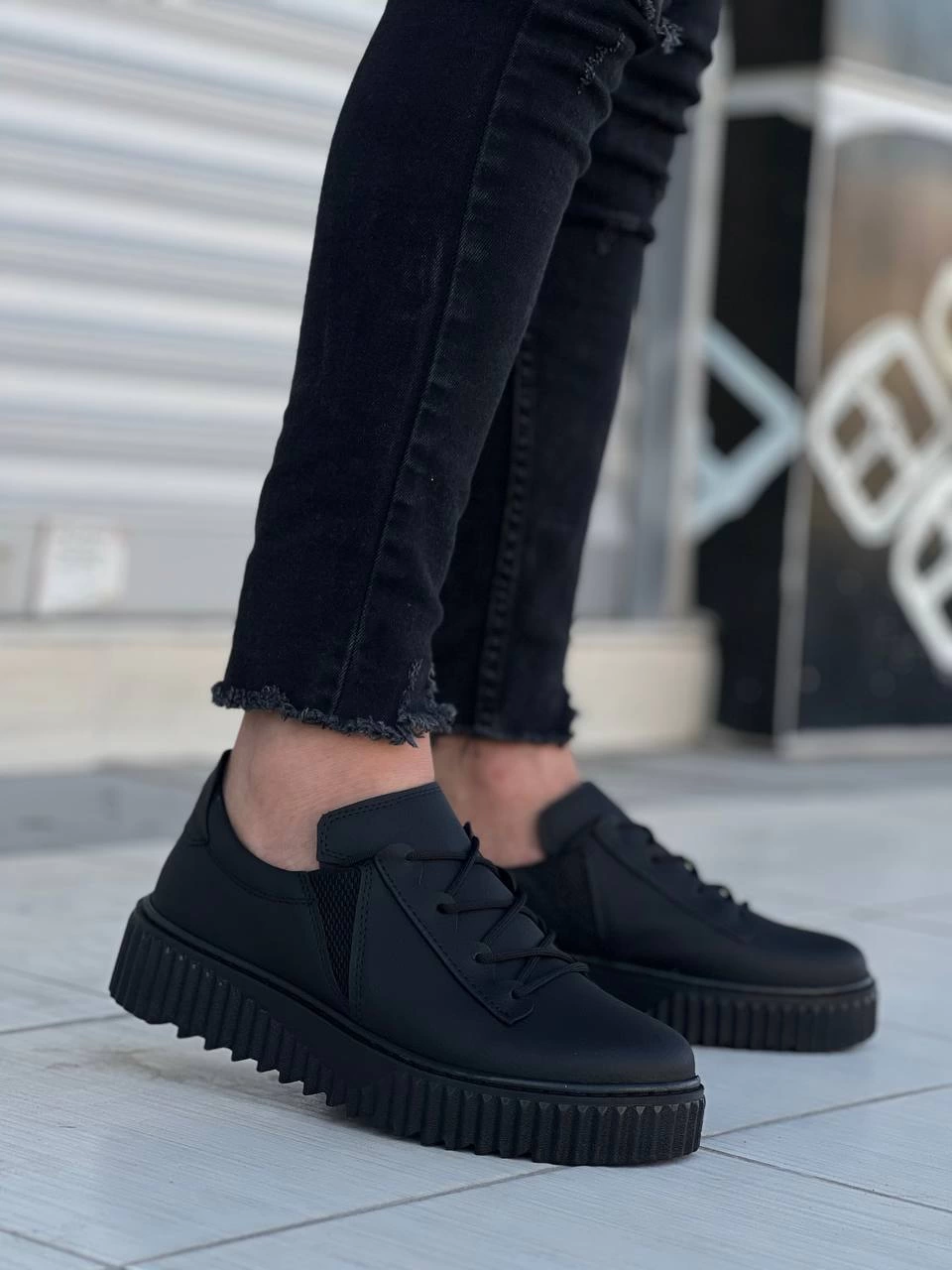 KB-X502 Kuback Siyah Cilt Yüksek Siyah Taban Bağcık Detaylı Lastikli Günlük Erkek Ayakkabı