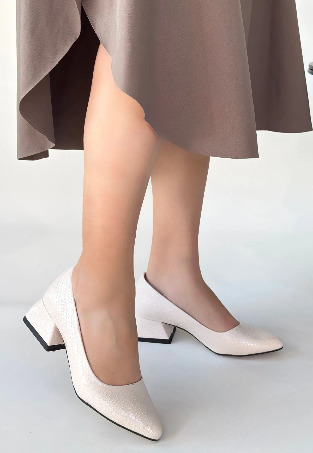 Nitya Bej Baskılı Rugan Topuklu Ayakkabı - 41