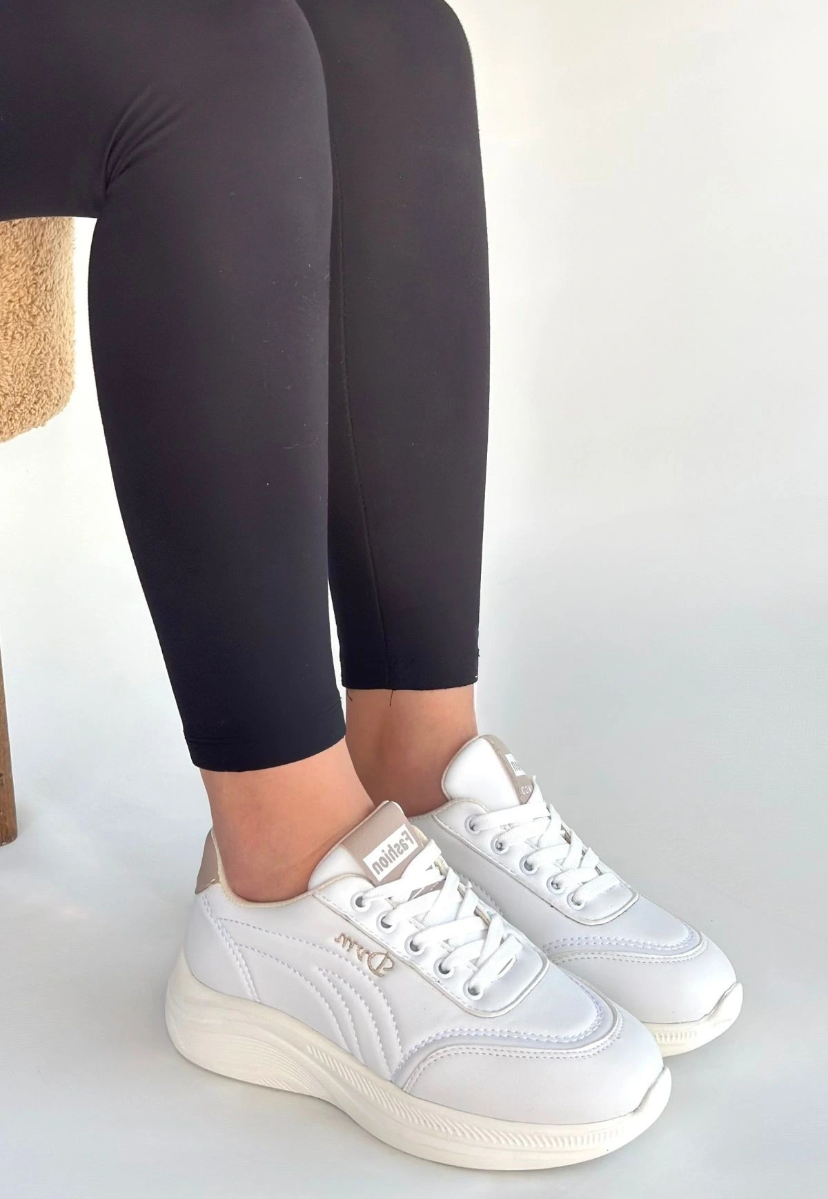 Yejja Beyaz Cilt Bağcıklı Spor Ayakkabı - 2