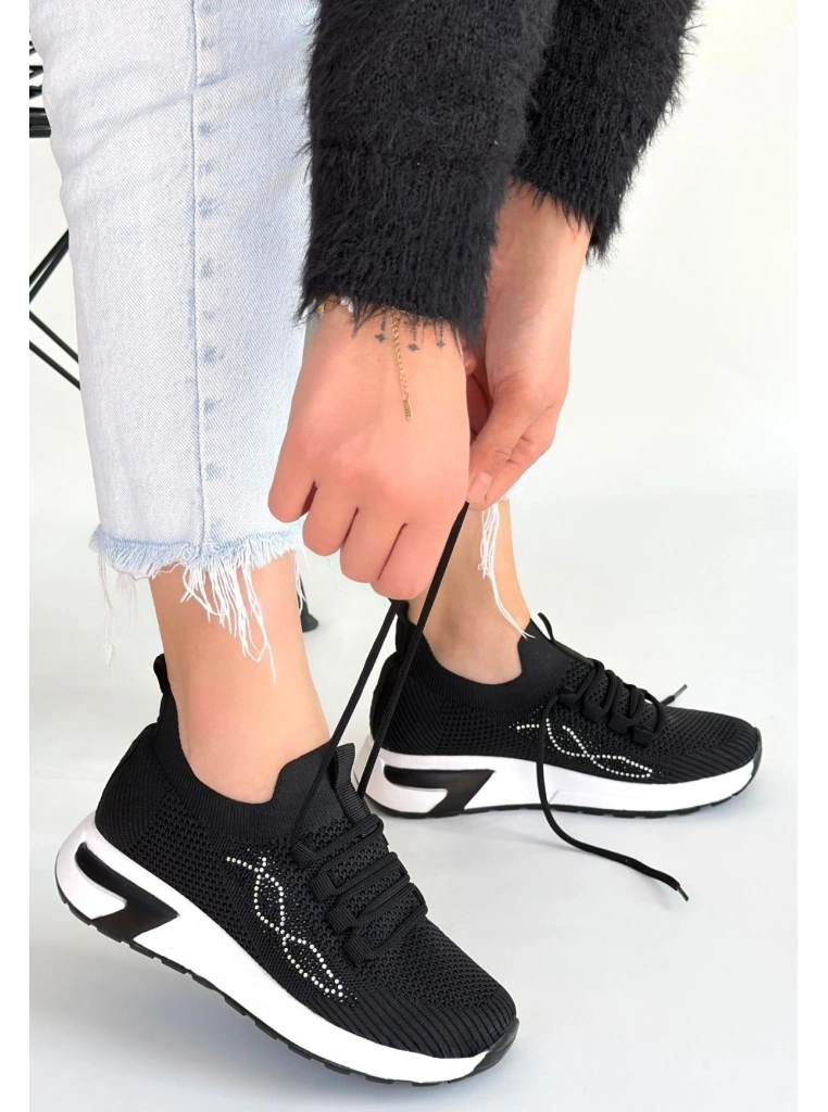 Belan Siyah Triko Bağcıklı Spor Ayakkabı
