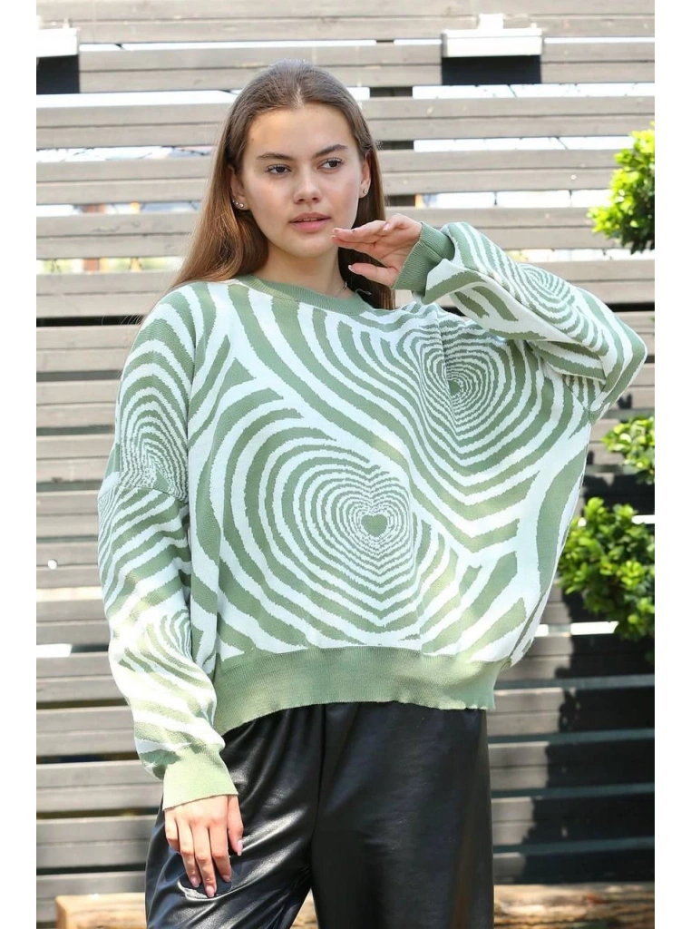 Beyaz kalp çizgili kazak mint