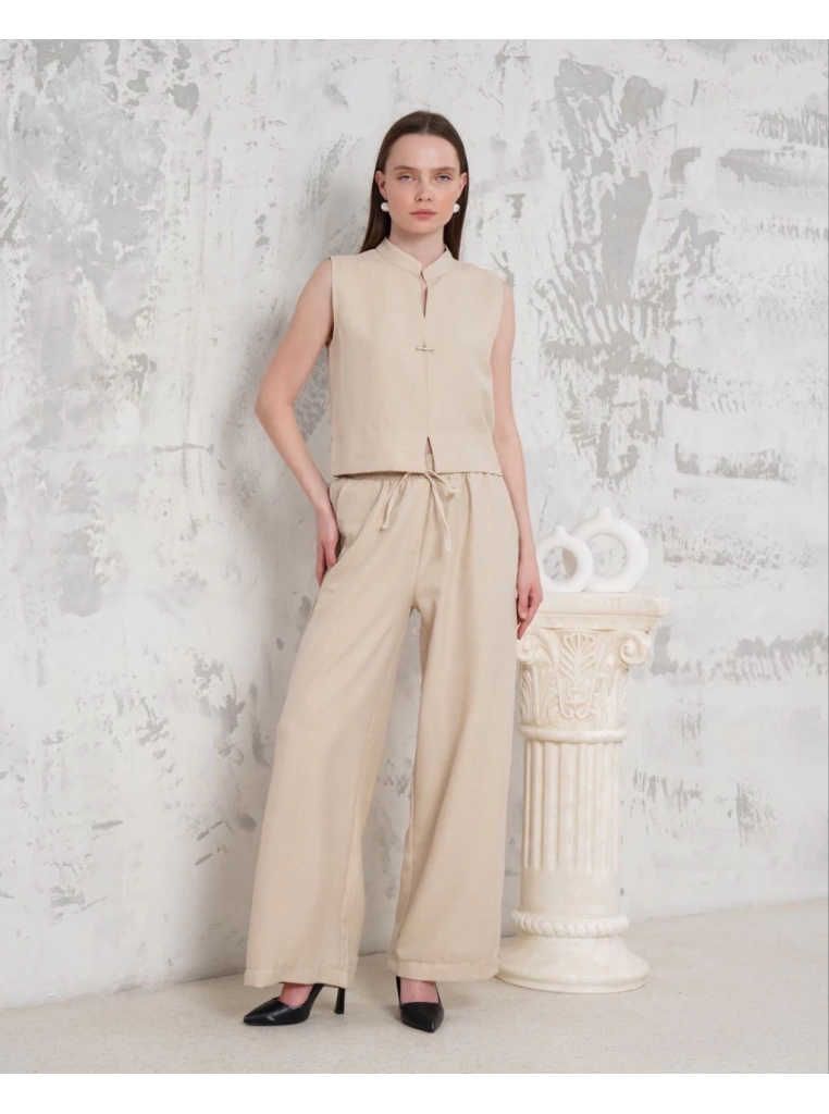 Broşlu yelek pantolon takım bej s255821